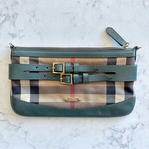 Burberry - House Check Peyton Crossbody Bag
